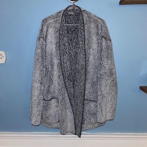 Secret Treasures Sherpa Cardigan (Size XL)